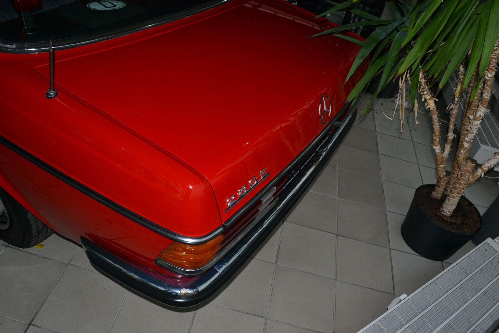 Mercedes-Benz 280 E. 2.Hand.Schiebedach.Oldtimer W123 foto 11