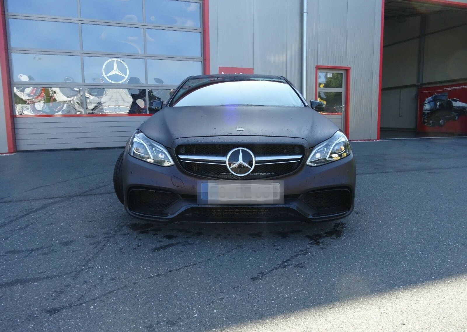 Mercedes-Benz E-Klasse Lim. E 63 AMG  / 850 PS / 1150NM / V8  foto 2