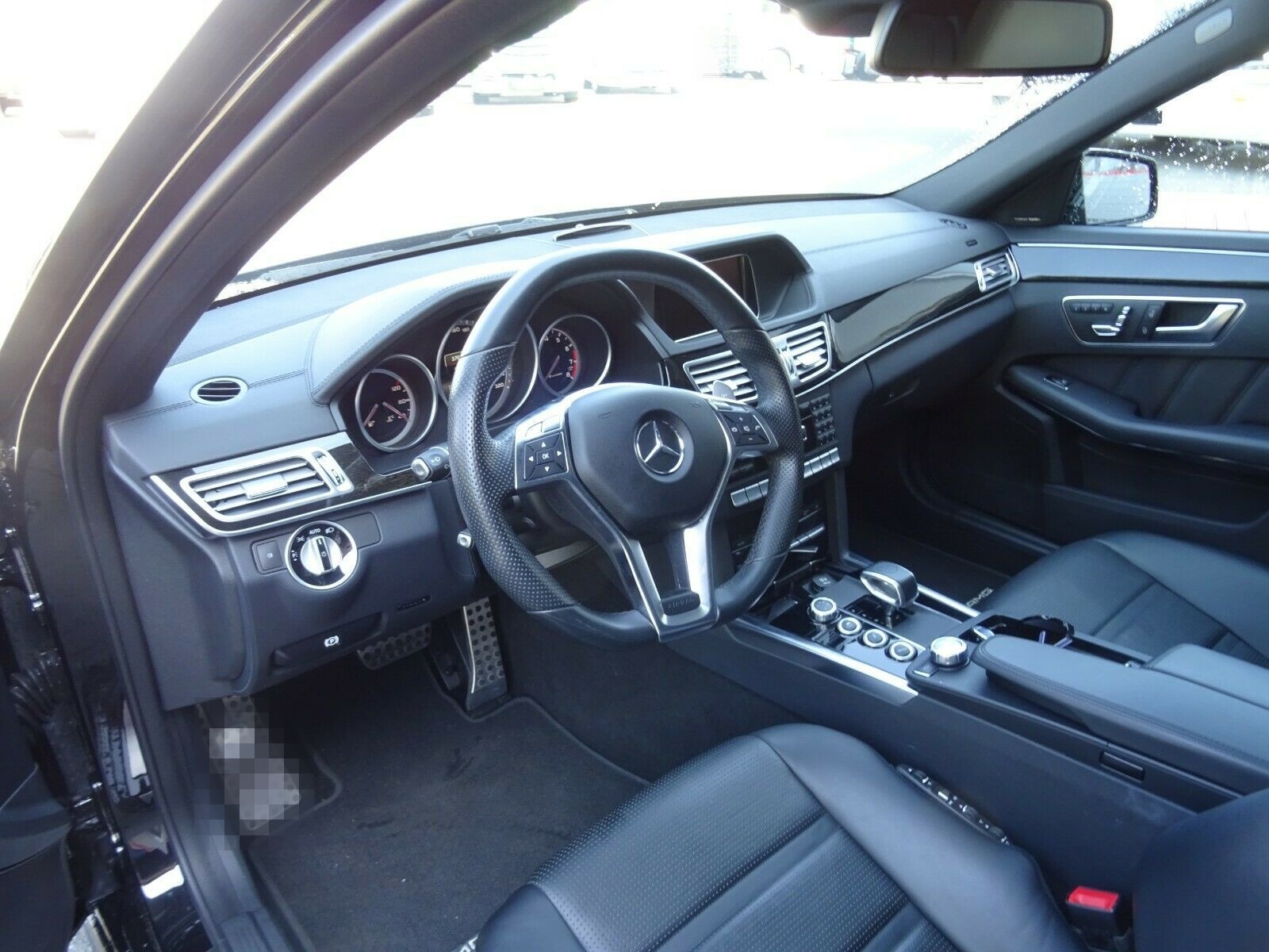 Mercedes-Benz E-Klasse Lim. E 63 AMG  / 850 PS / 1150NM / V8  foto 12