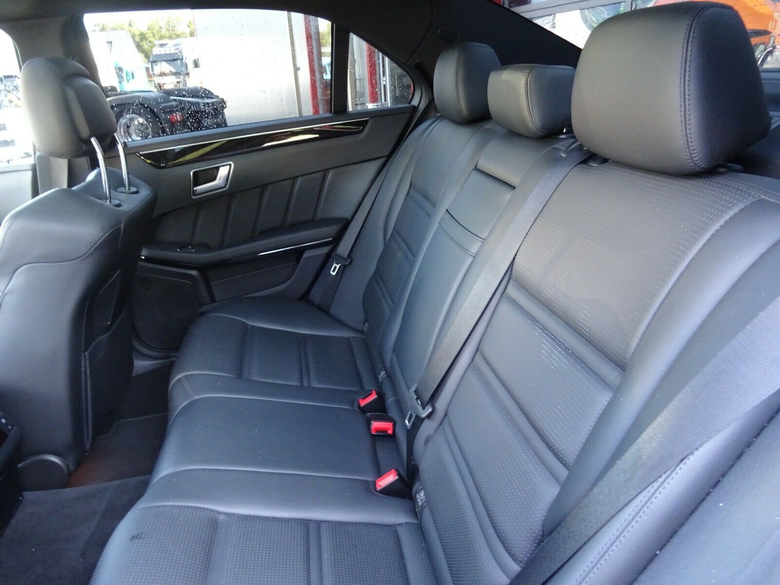 Mercedes-Benz E-Klasse Lim. E 63 AMG  / 850 PS / 1150NM / V8  foto 19