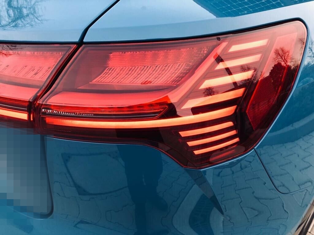 Audi e-tron 55 Quattro-edition one-Antiguablau mieten foto 17