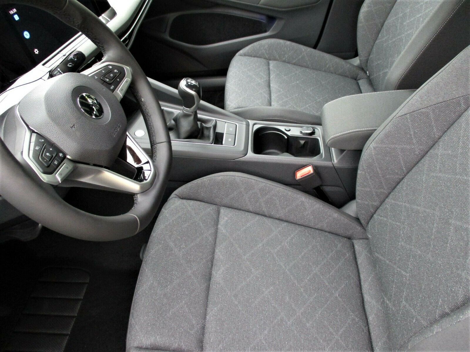 Volkswagen Golf VIII 1.5 TSI Life Navi / PDC foto 13