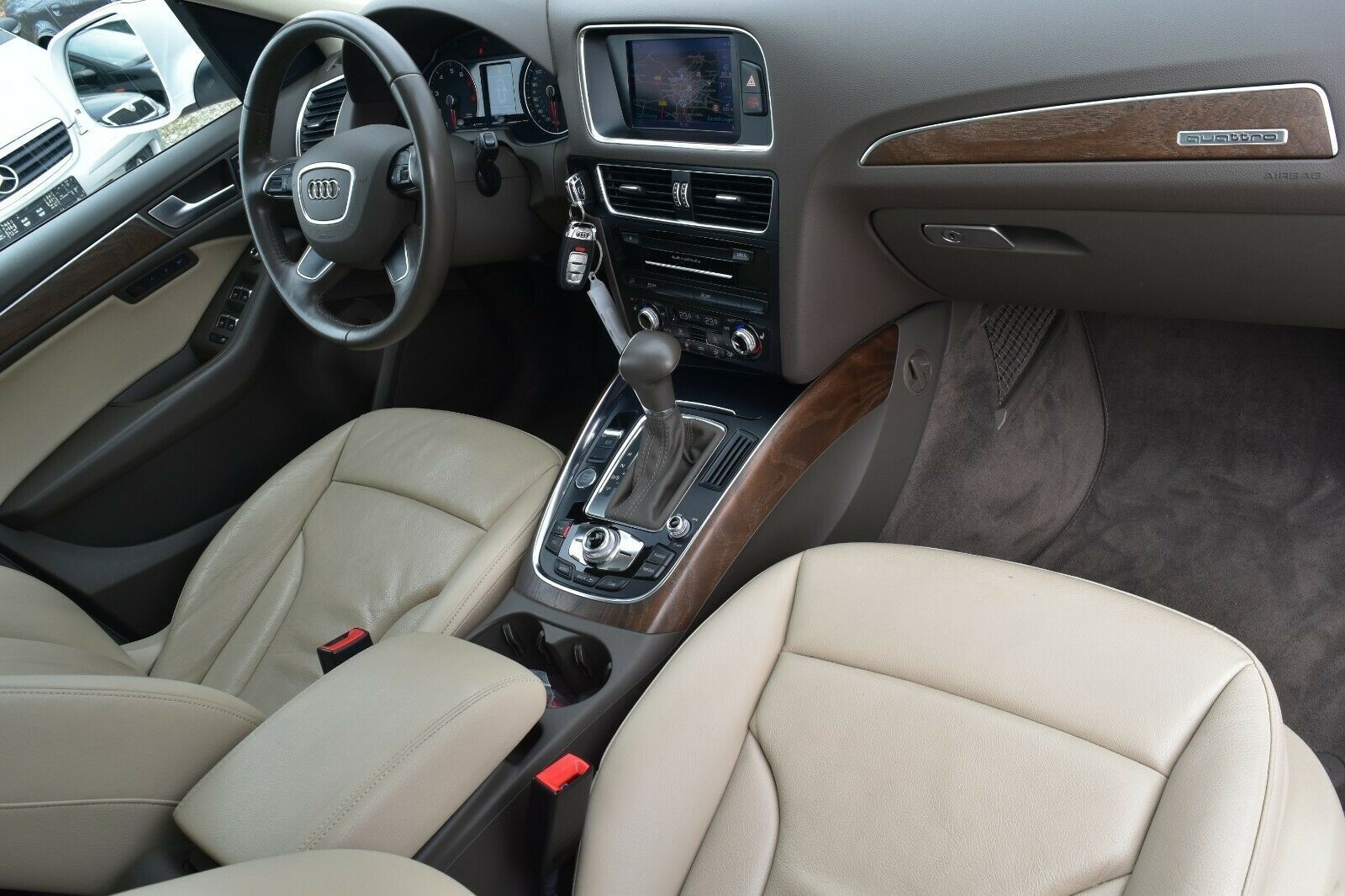 Audi Q5 3.0 TFSI S tronic quattro*LMF*TÜV:09/2026* foto 13