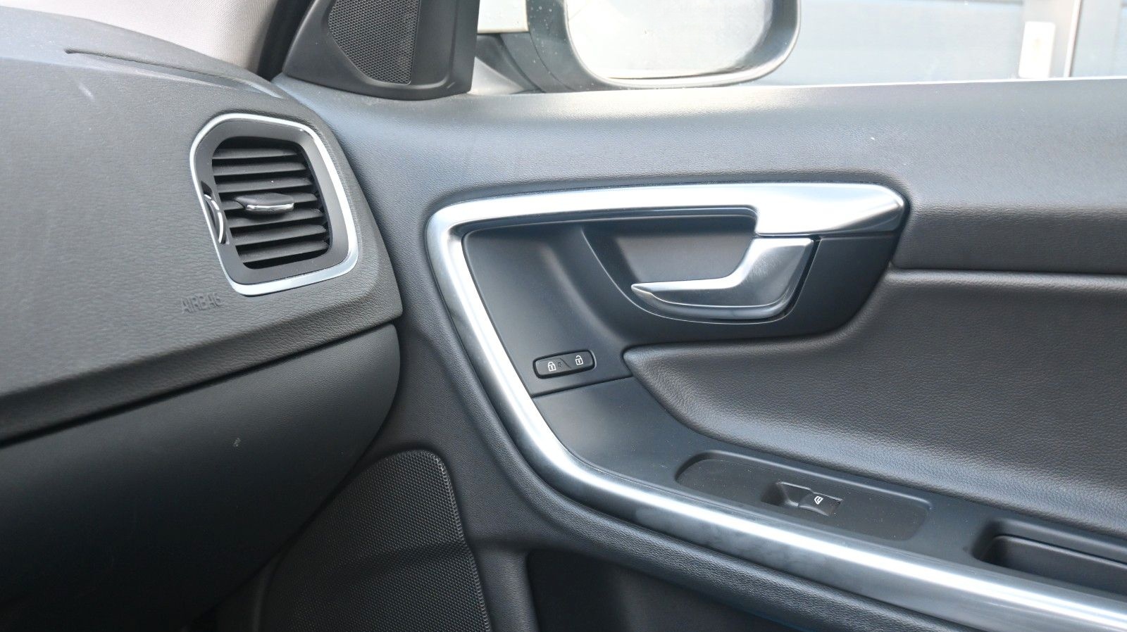 Volvo **Mietkauf**V60D6*Sum*SD*NAVI*STHZ*E-KZ*Diesel foto 20