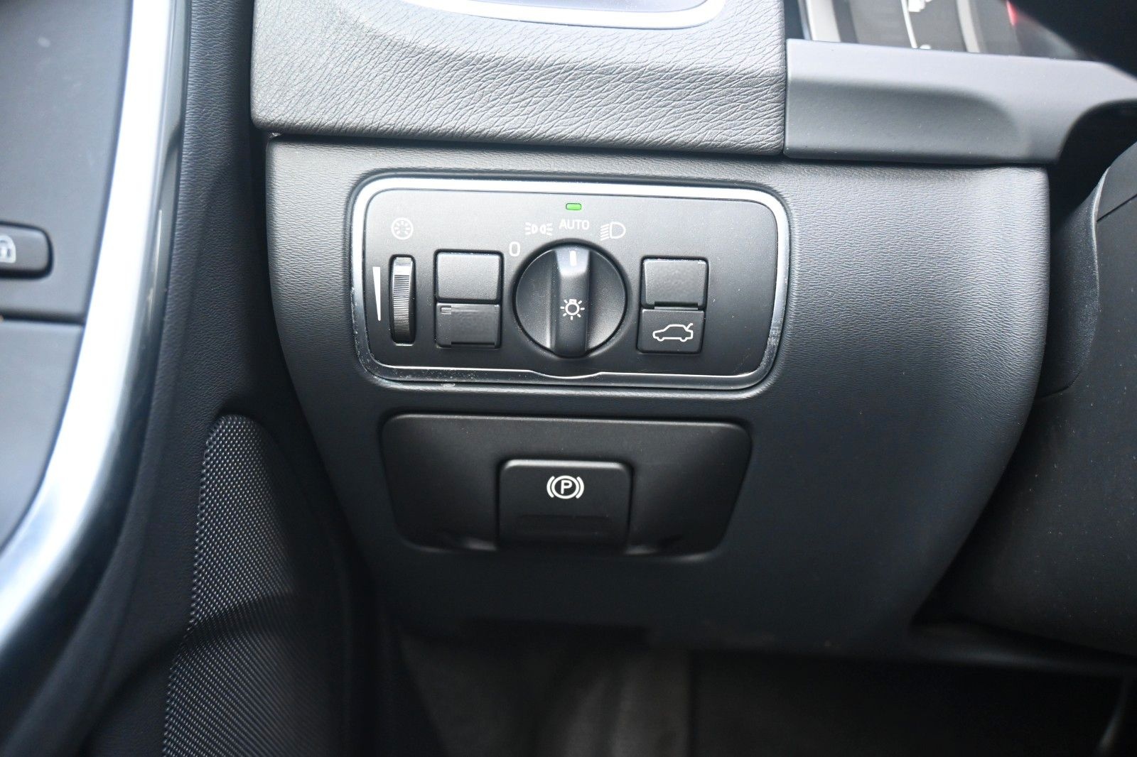 Volvo **Mietkauf**V60D6*Sum*SD*NAVI*STHZ*E-KZ*Diesel foto 23