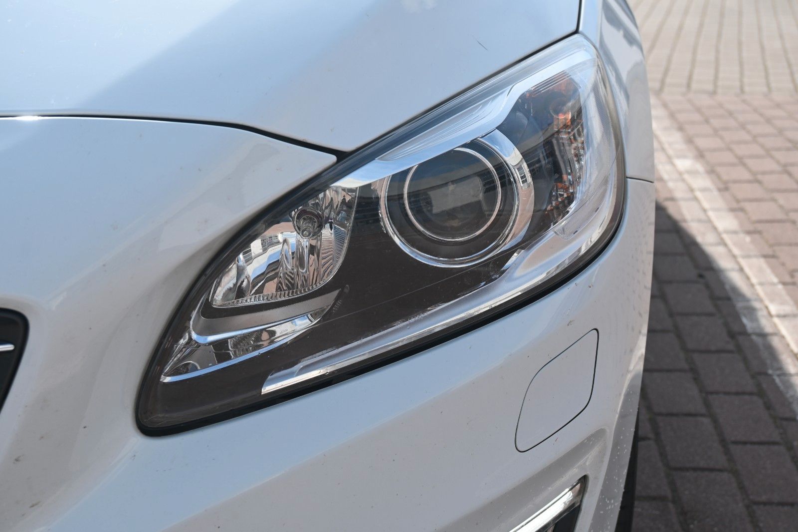 Volvo **Mietkauf**V60D6*Sum*SD*NAVI*STHZ*E-KZ*Diesel foto 10