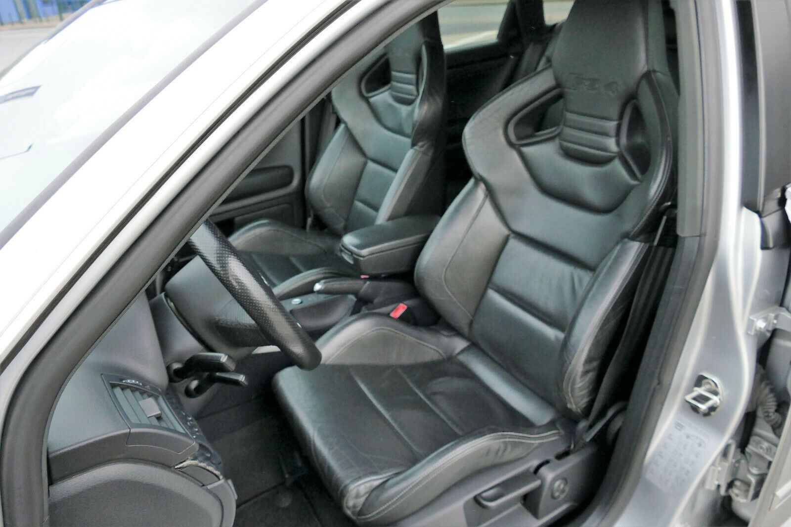 Audi RS4 4.2 V8 quattro Avant SCHALENSITZE BOSE NAVI foto 19