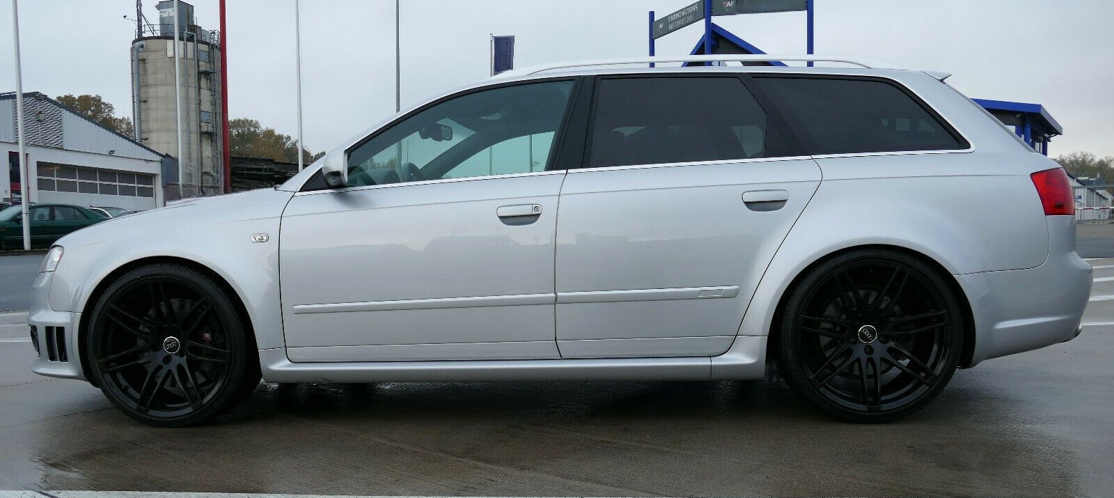 Audi RS4 4.2 V8 quattro Avant SCHALENSITZE BOSE NAVI foto 3