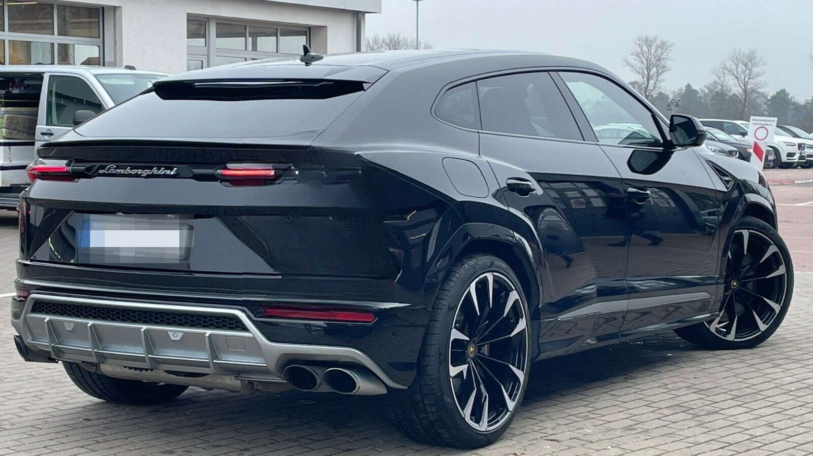 Lamborghini Urus LP650 *PANO*Carbon*HeUp*23*Miete*Mietkauf* foto 6