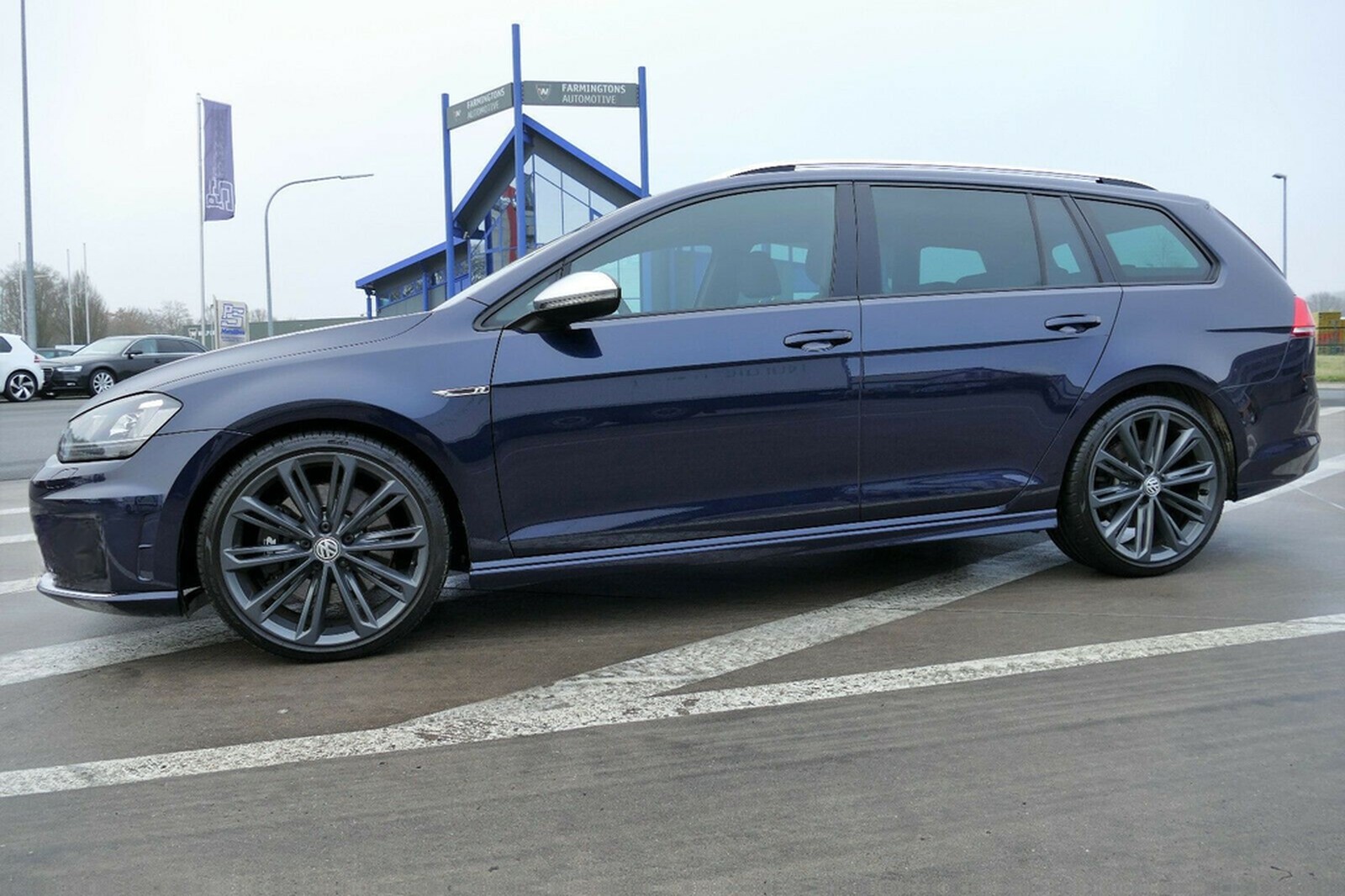 Volkswagen Golf 2.0 TSI DSG 4MOTION BMT R Variant PANO NAVI foto 12