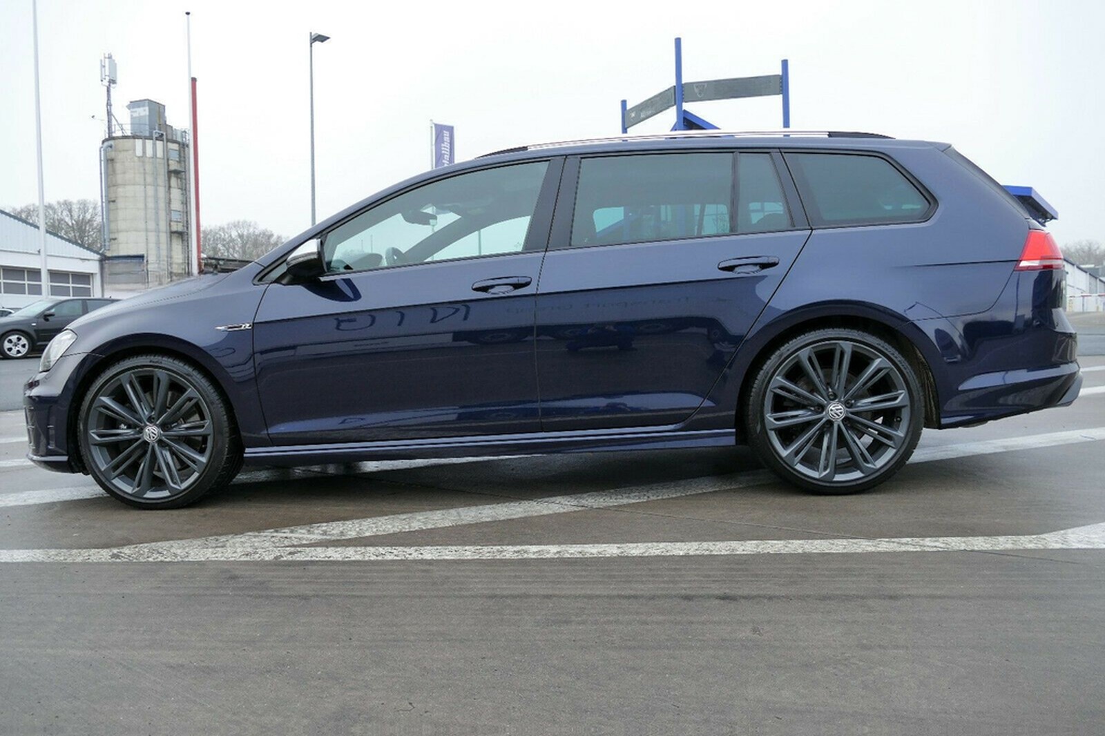 Volkswagen Golf 2.0 TSI DSG 4MOTION BMT R Variant PANO NAVI foto 3