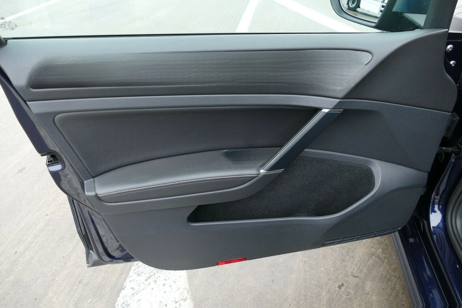 Volkswagen Golf 2.0 TSI DSG 4MOTION BMT R Variant PANO NAVI foto 24