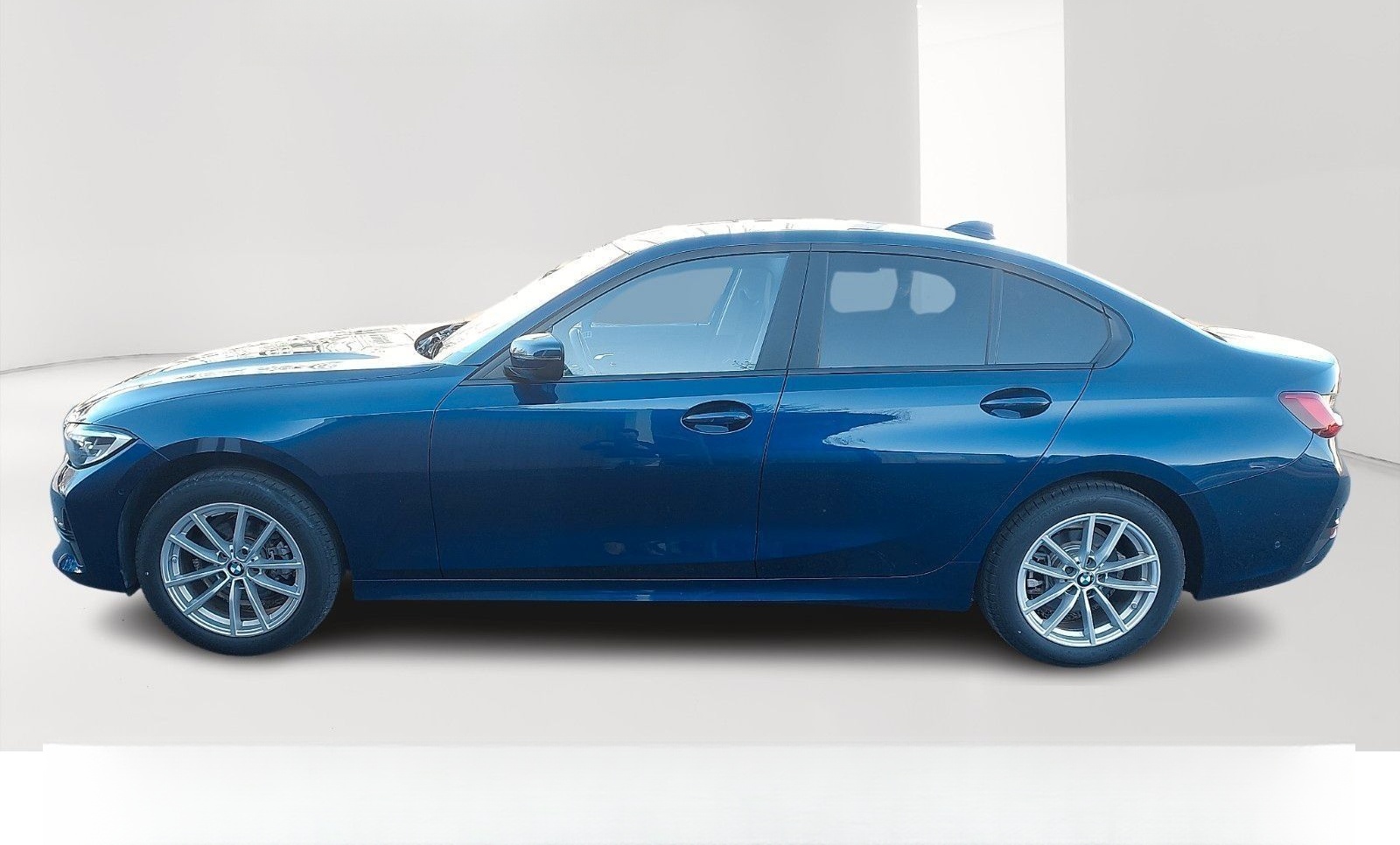 BMW 318d Advantage°LED°NAVI°SH°R-KAMERA°GARANTIE°G20 foto 2