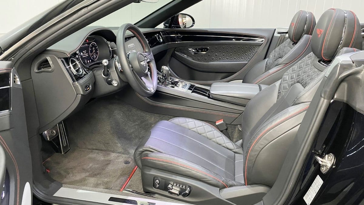 Bentley Continental  GTC  W 12 FIRST EDITION "MULLINER" foto 15