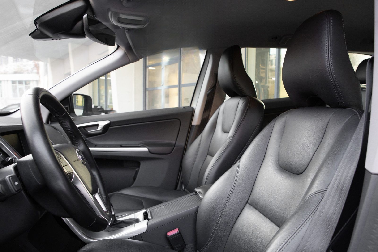 Volvo XC60 D4 Summum foto 13