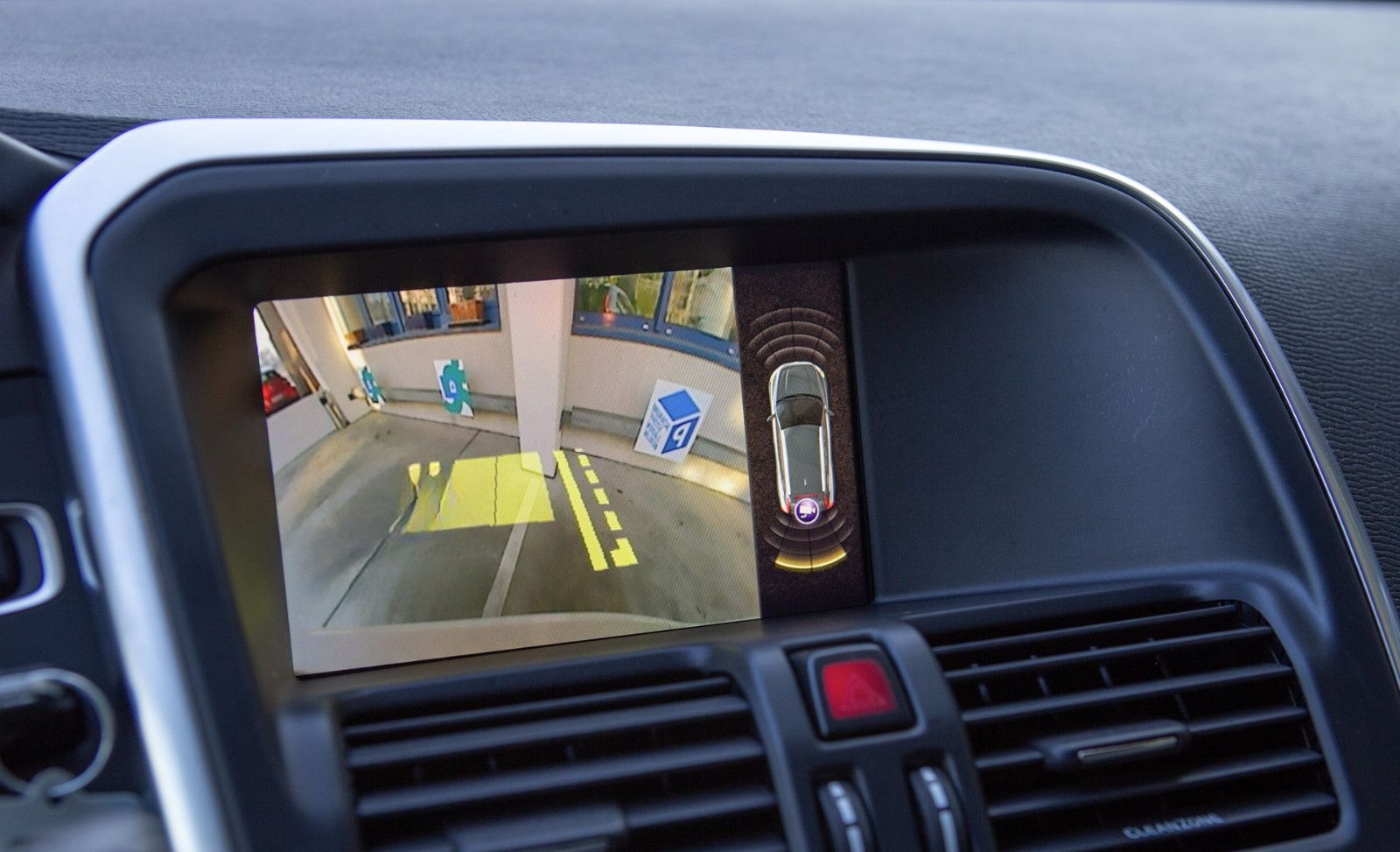 Volvo XC60 D4 Summum foto 22