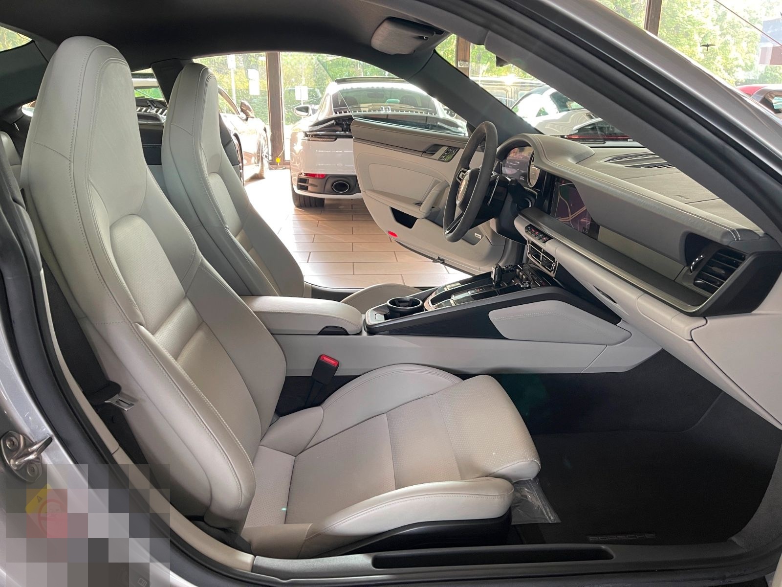 Porsche 992 Carrera Coupe SPORTABGAS BOSE 14WEGE CAM DAB foto 17