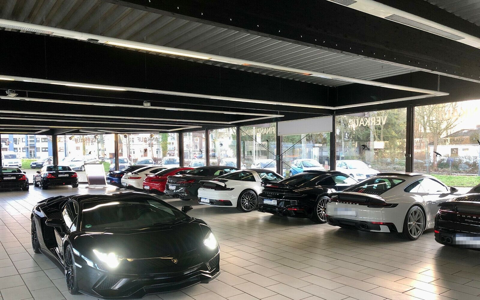 Porsche 992 Carrera Coupe SPORTABGAS BOSE 14WEGE CAM DAB foto 18