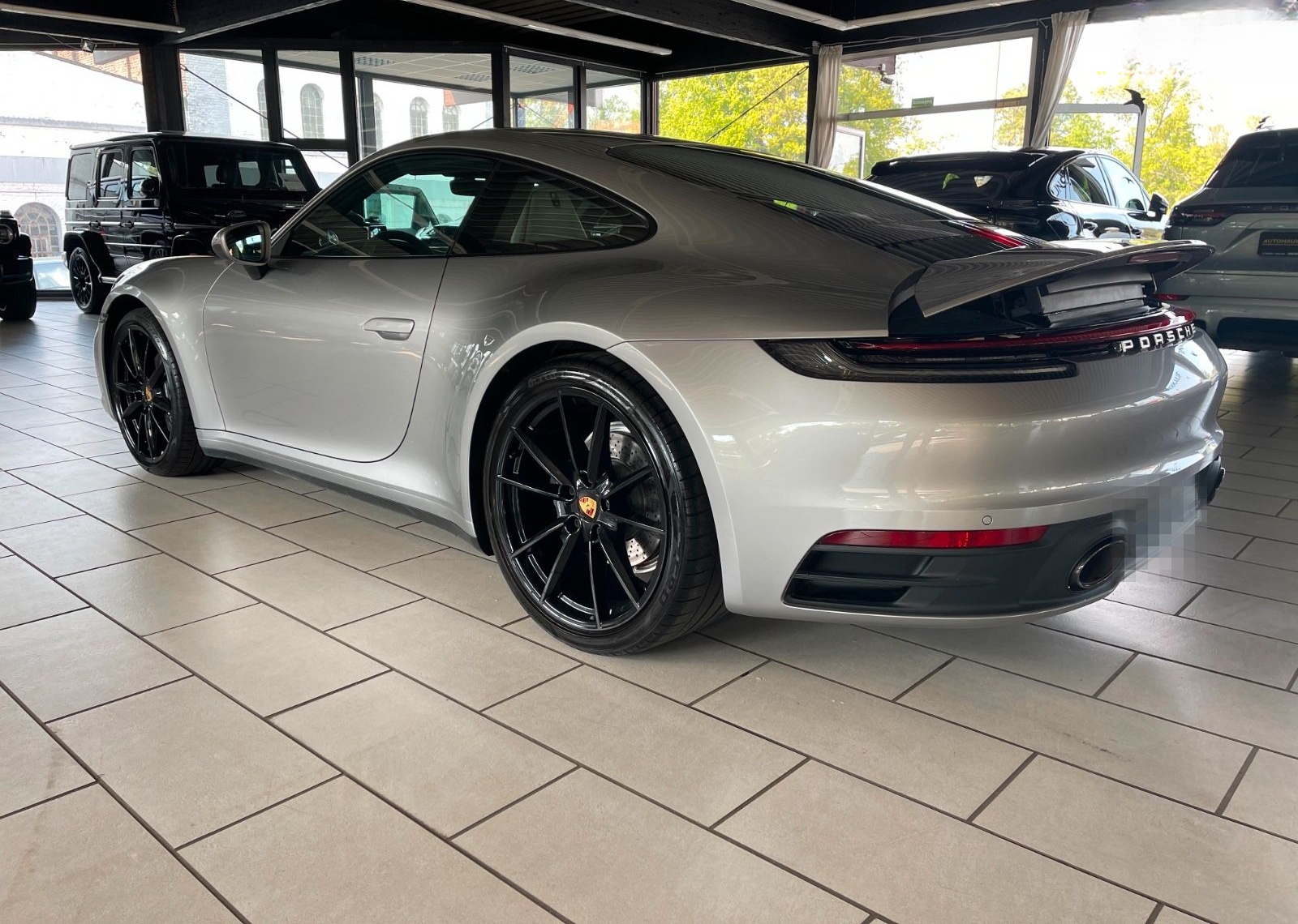 Porsche 992 Carrera Coupe SPORTABGAS BOSE 14WEGE CAM DAB foto 6