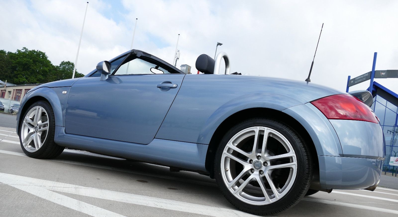 Audi TT Roadster 1.8T 132 kW  tiptronic AUTOMATIK foto 5