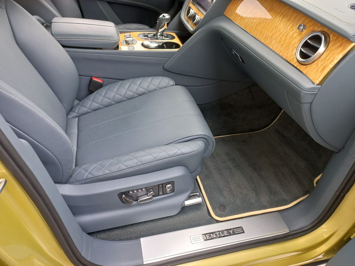 Bentley W12- Mulliner,BLACK-EDITION,Mega Voll.Neuwertig foto 11