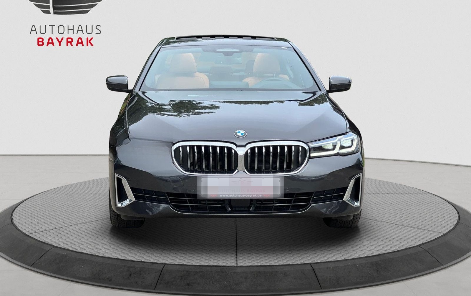 BMW 520 d Luxury Line DIS. KEY/LASER/HiFi/PANO/HUD foto 2