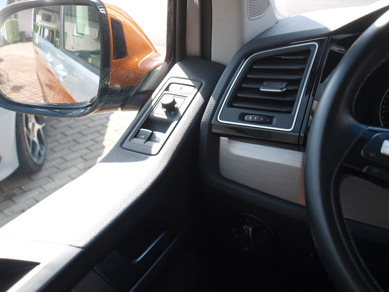 Volkswagen T6 Multivan Generation Six mit Sonderlackierung foto 17