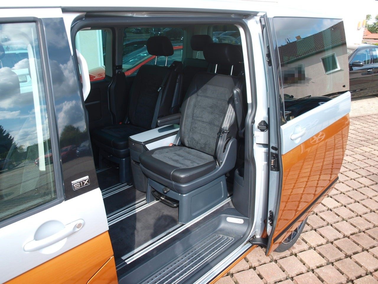 Volkswagen T6 Multivan Generation Six mit Sonderlackierung foto 10