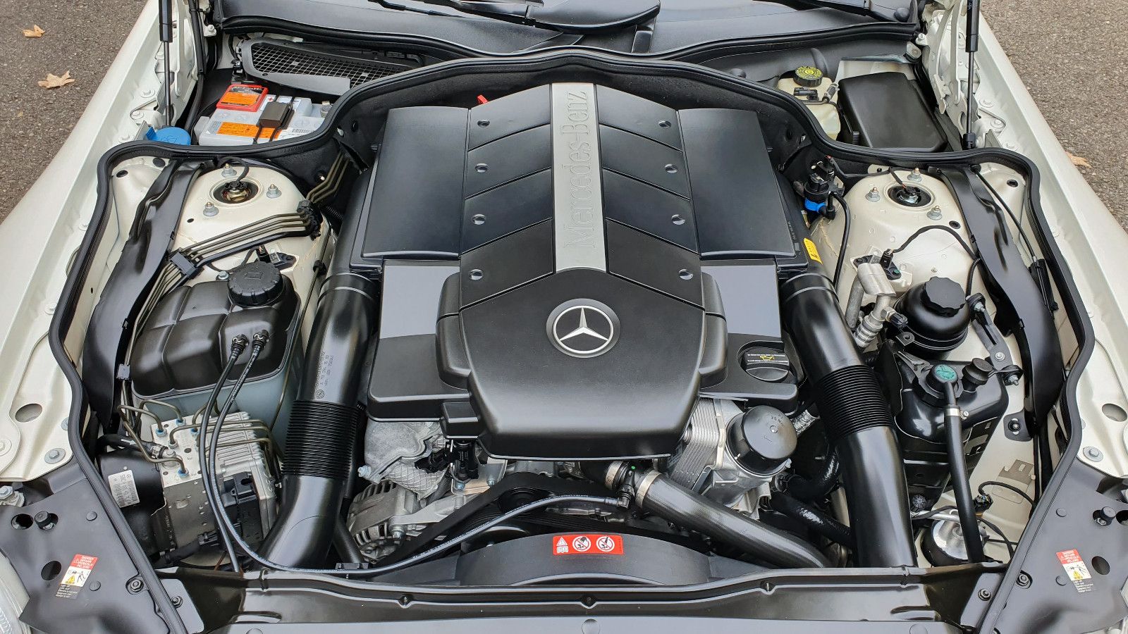 Mercedes-Benz SL500 7G Designo AMG Paket www.fahrwerk-cars.de foto 12