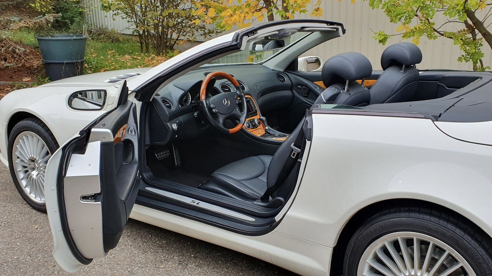Mercedes-Benz SL500 7G Designo AMG Paket www.fahrwerk-cars.de foto 6