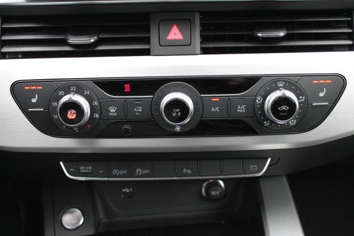 Audi A4 Avant 40 TDI Quattro S-Line Navi Standh Matri foto 15