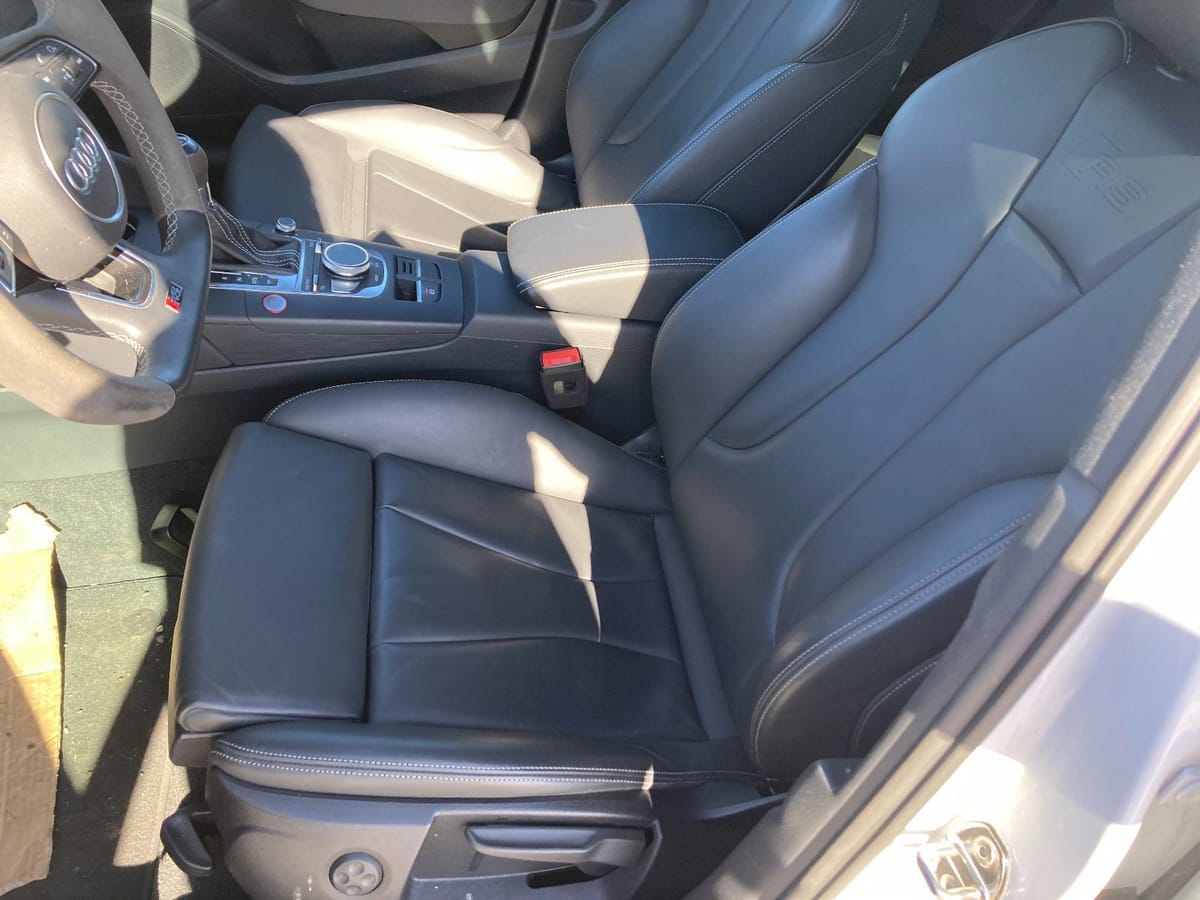 Audi RS3 Sportback 2.5 TFSI quattro foto 7