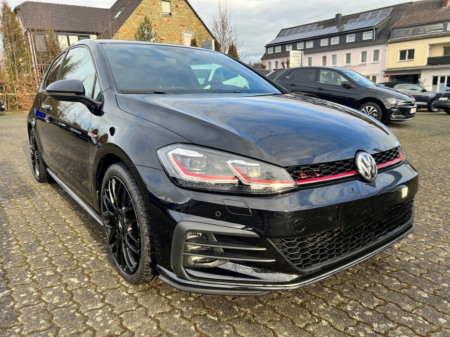 Volkswagen Golf GTI 2.0 TSI DSG LED Navi Leder Sitzheizung foto 3