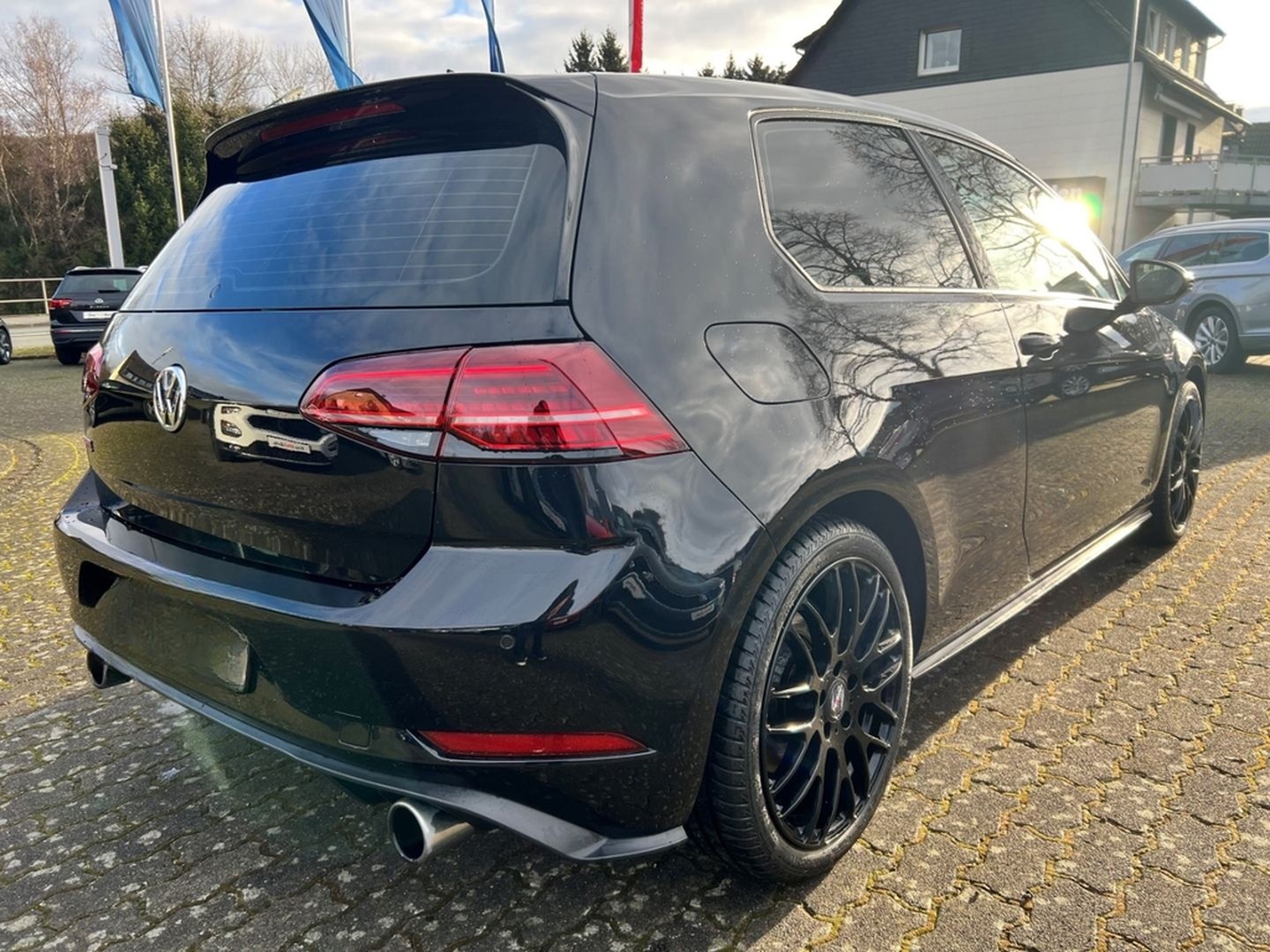 Volkswagen Golf GTI 2.0 TSI DSG LED Navi Leder Sitzheizung foto 6