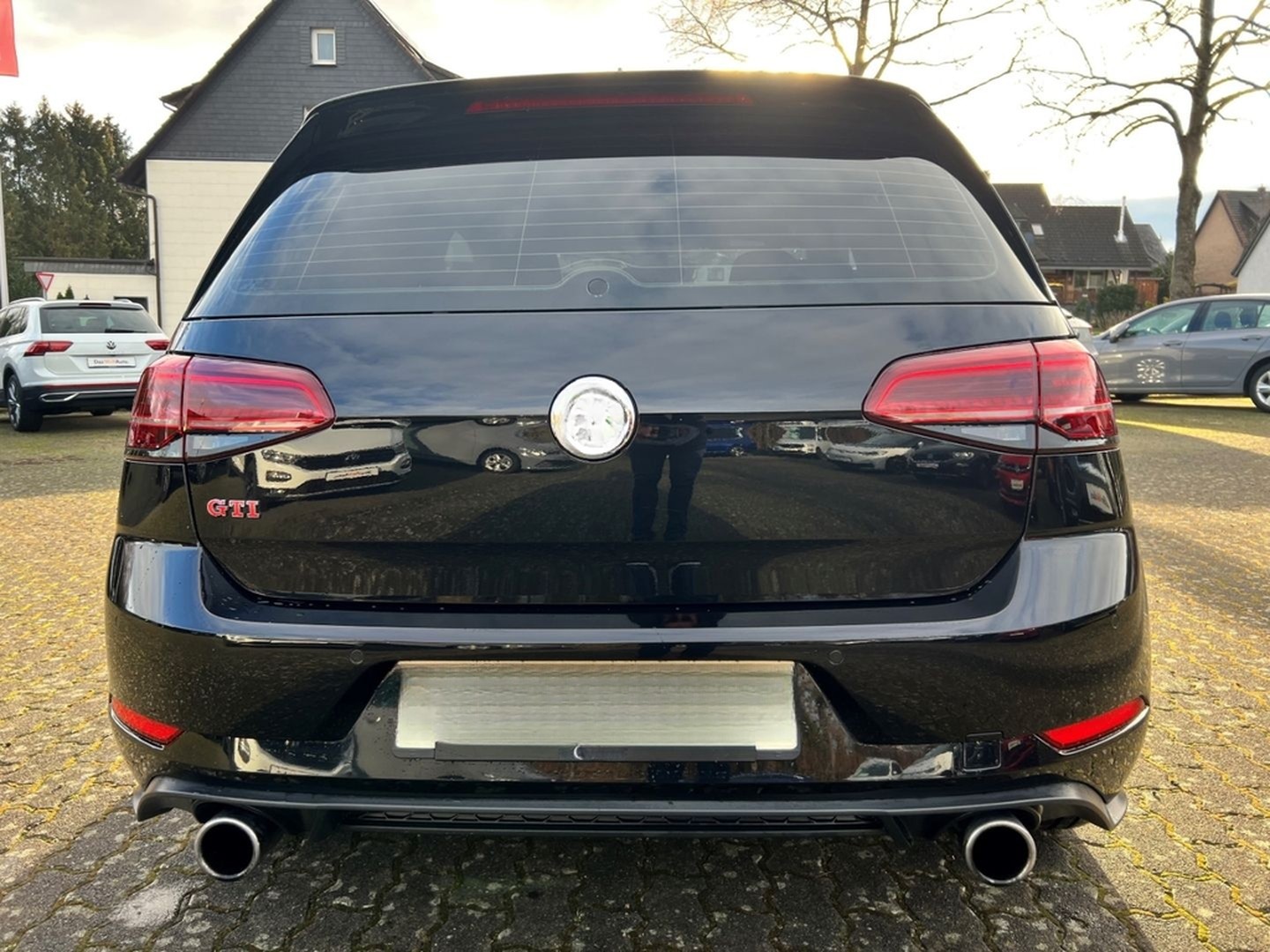 Volkswagen Golf GTI 2.0 TSI DSG LED Navi Leder Sitzheizung foto 7