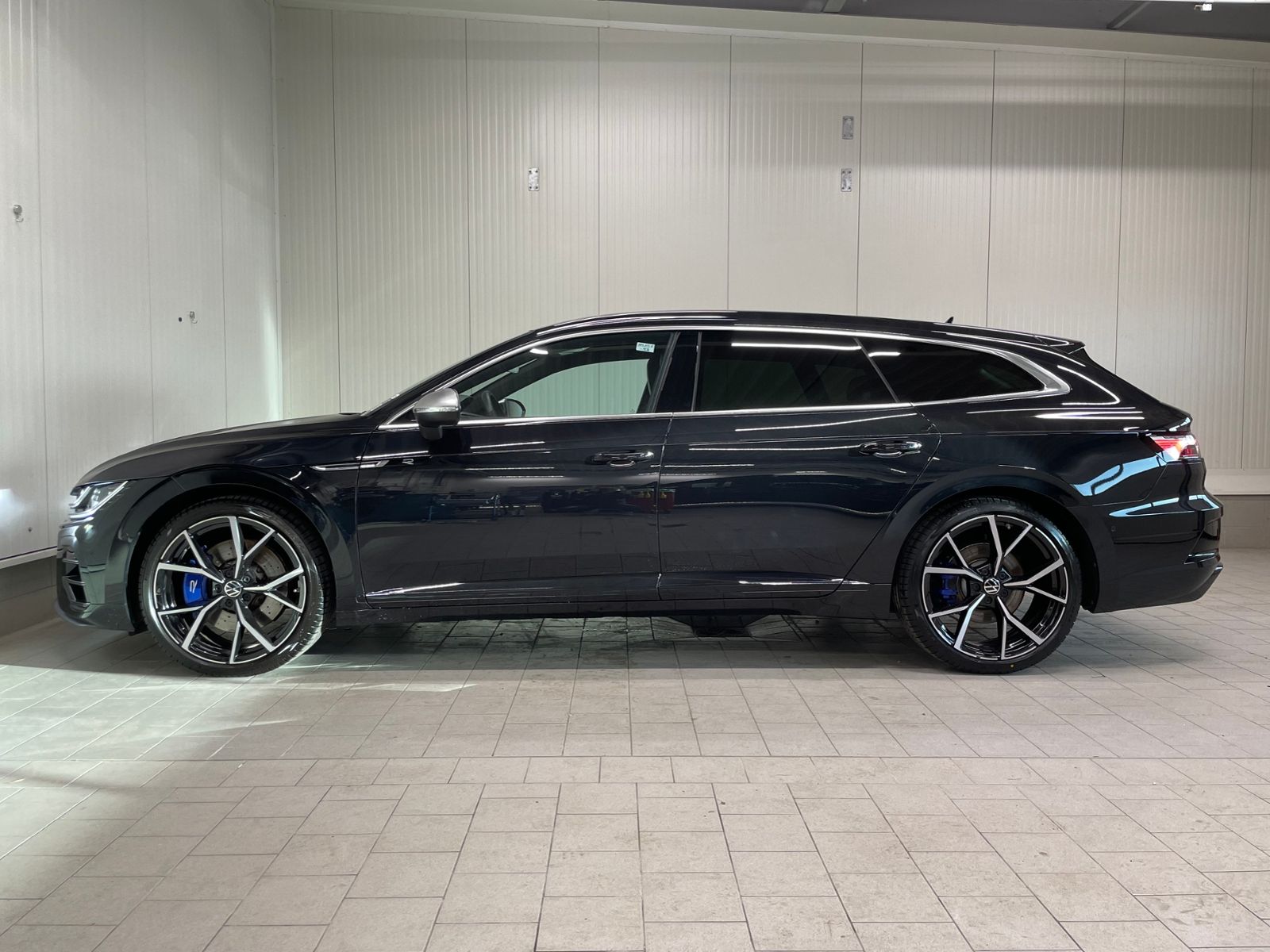 Volkswagen Arteon Shootingbrake R 4Motion 2.0 TSI DSG LED foto 3