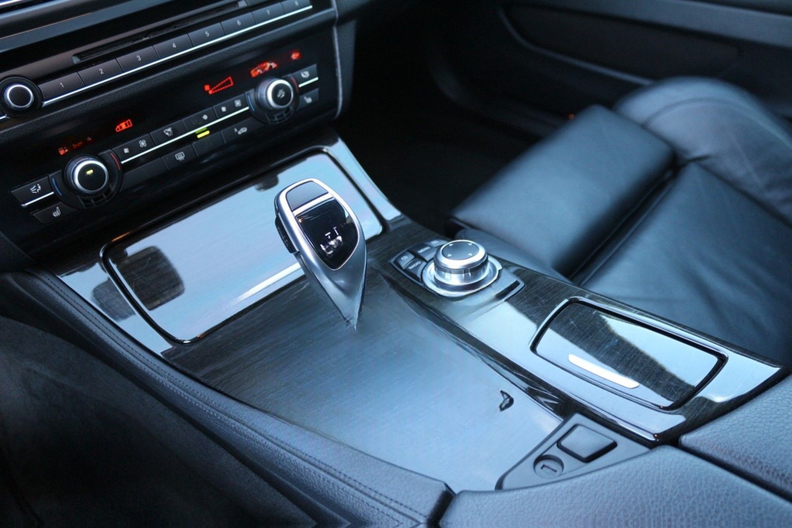 BMW 528i xDrive *HUD*Professiona*M-Sport*SOFTCLOSE* foto 18