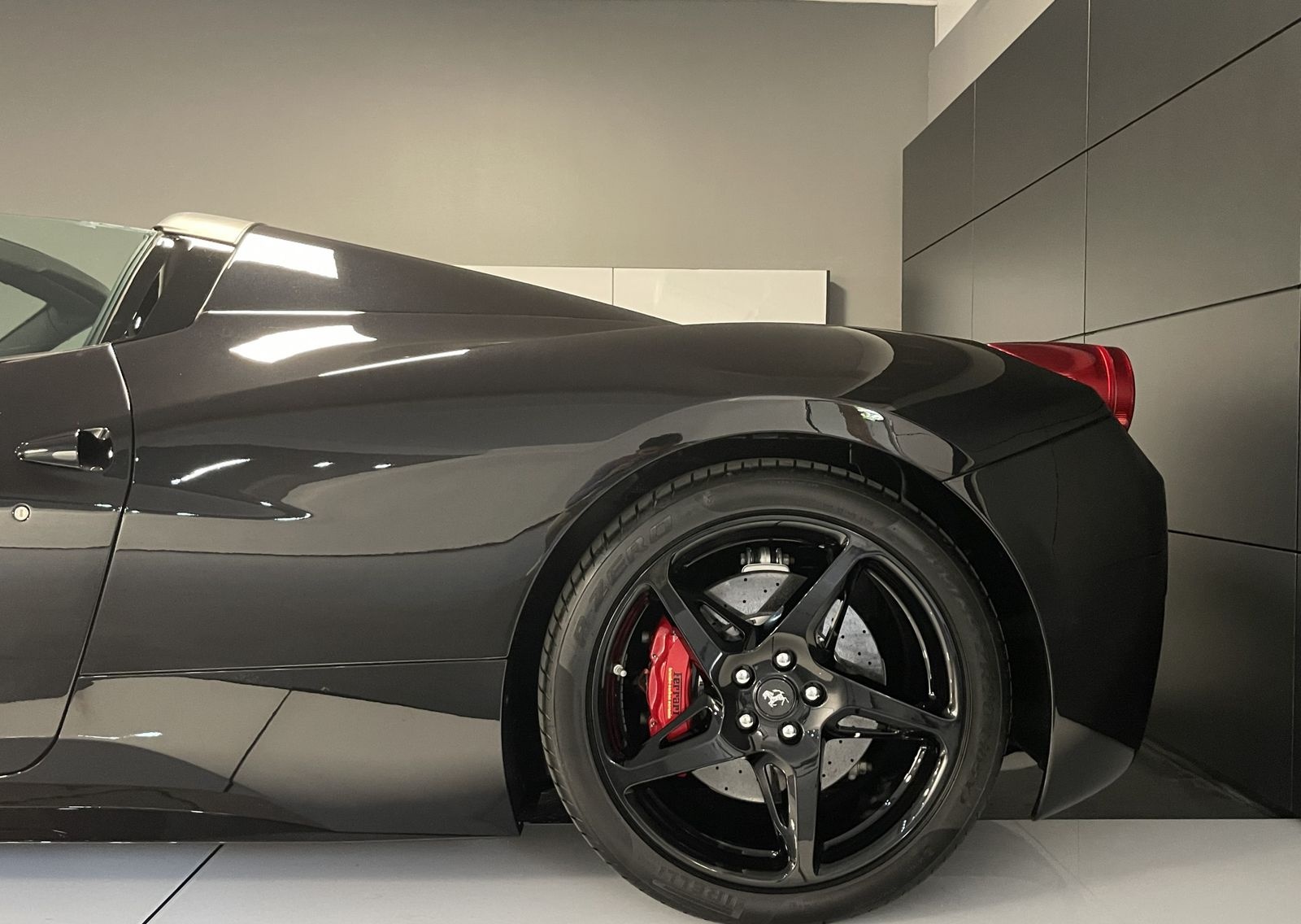 Ferrari 458 Spider CARBON FIBRE DRIVER ZONE+LEDS Keramik foto 15