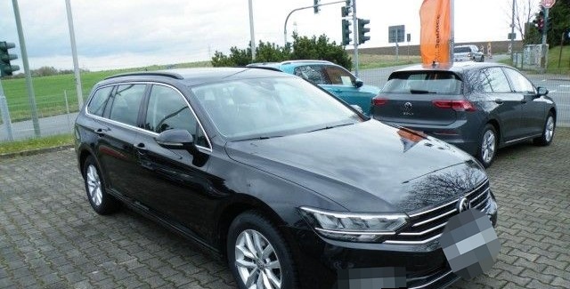 Volkswagen Passat Variant Business Klima Navi Einparkhilfe foto 3