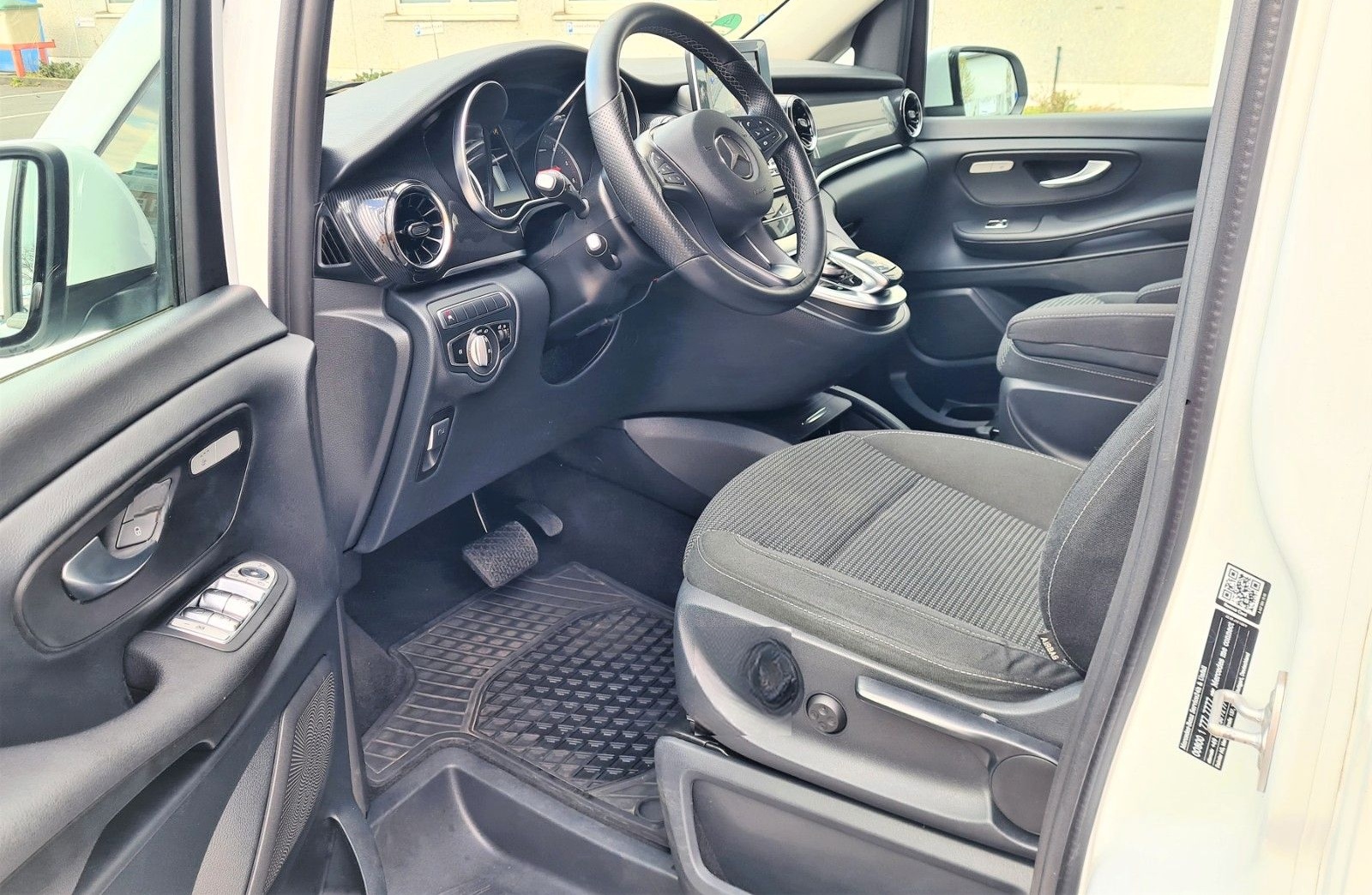 Mercedes-Benz V 250 d Aut. EDITION lang Navi AHK 7 Sitze foto 8