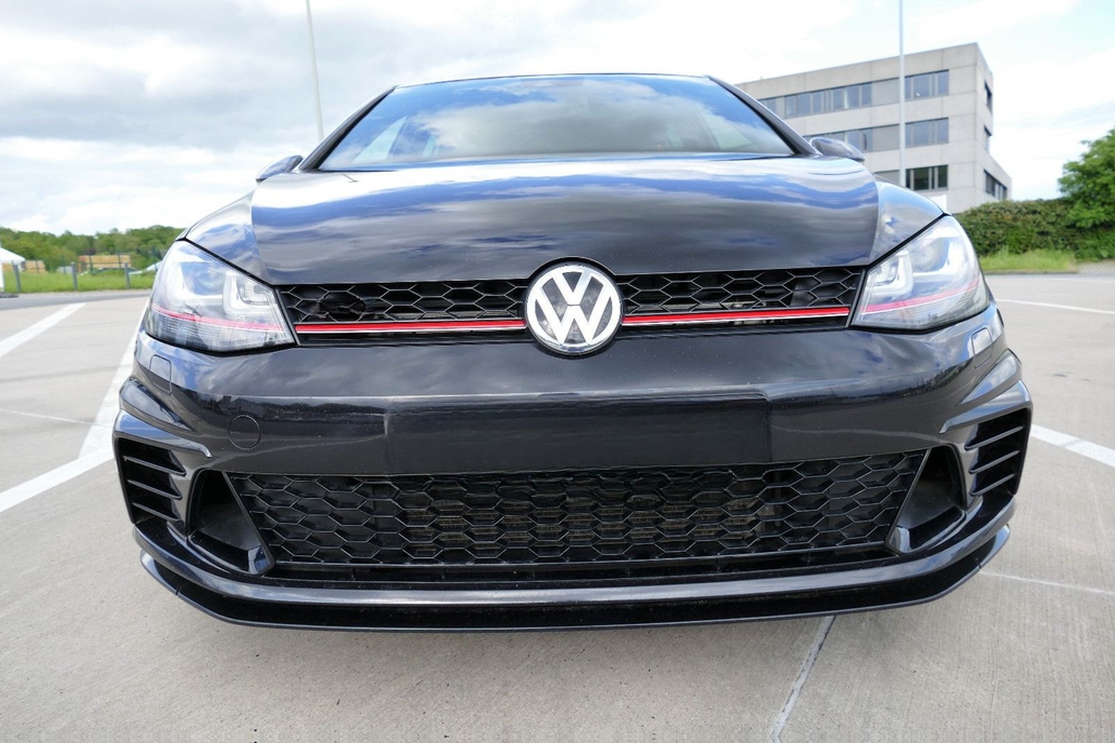 Volkswagen Golf 2.0TSI DSG BMT GTI Clubsport NAVI LEDER foto 10