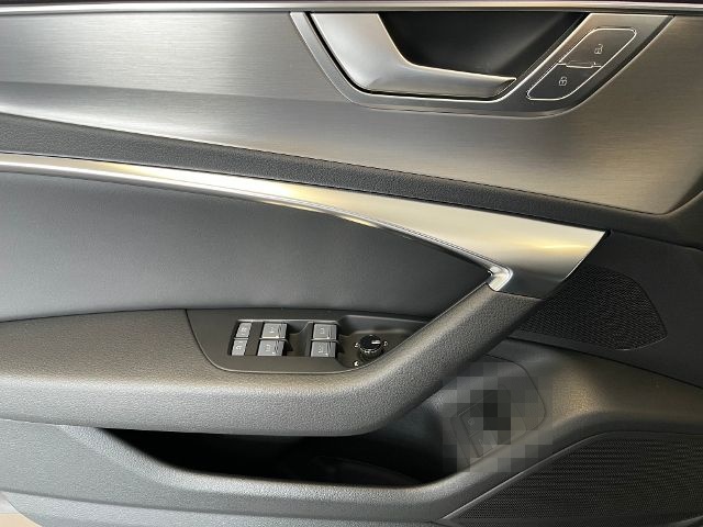 Audi A6 Avant S-line 55 TFSI e quattro S tronic foto 7