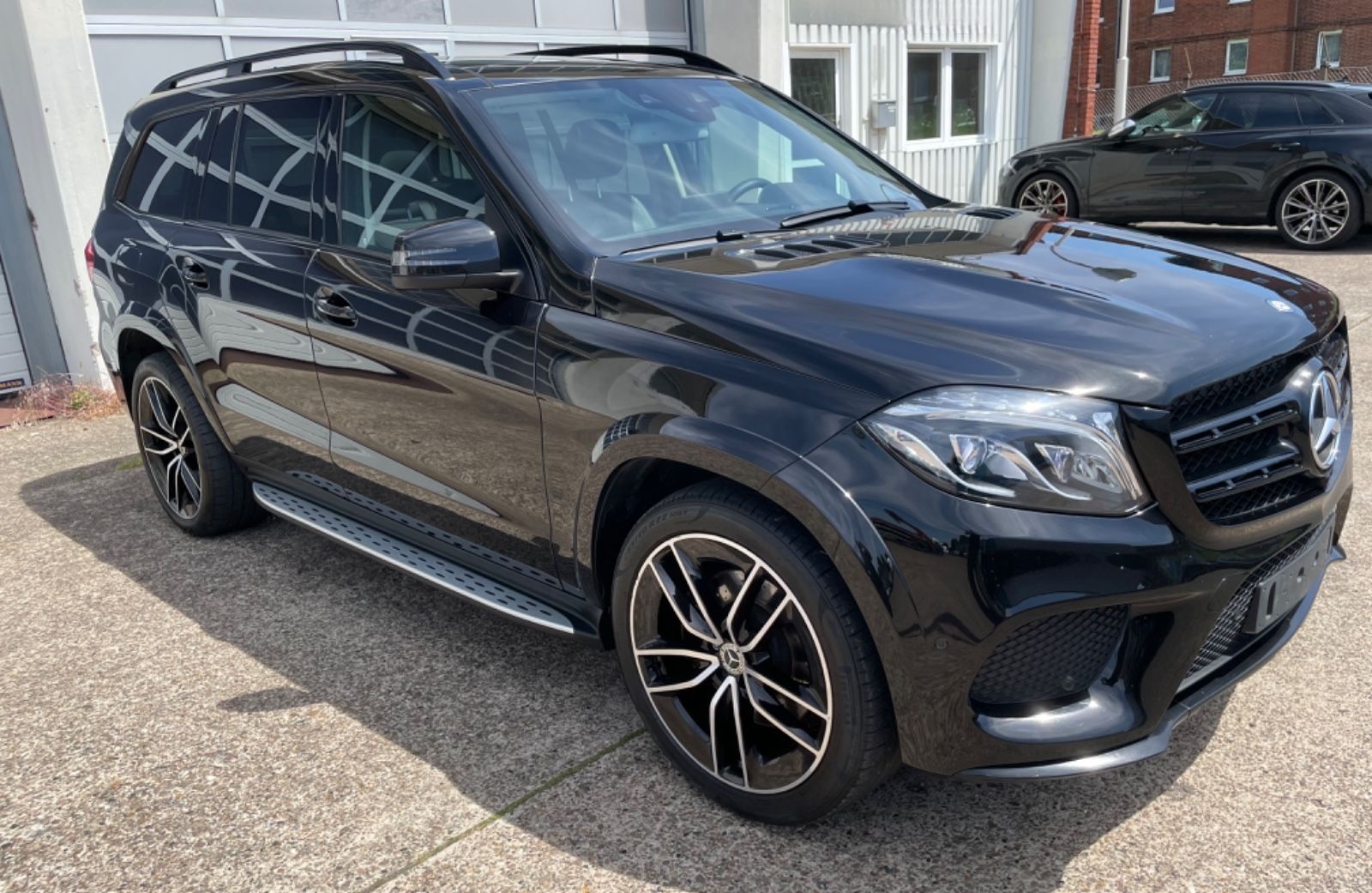 Mercedes-Benz GLS 350 d 4M AMG PANO STHZ AHK 7SIT 20´ foto 5