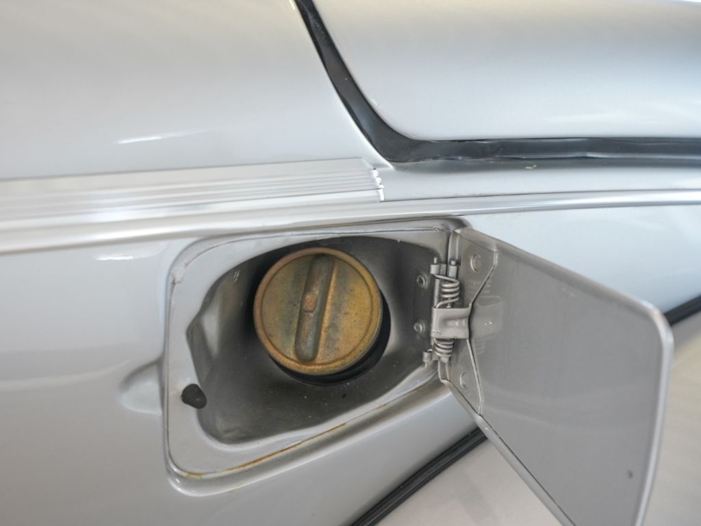 Volkswagen Käfer 1303 Cabriolet / Komplett restauriert / H- foto 11