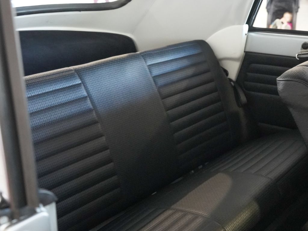 Volkswagen Käfer 1303 Cabriolet / Komplett restauriert / H- foto 10