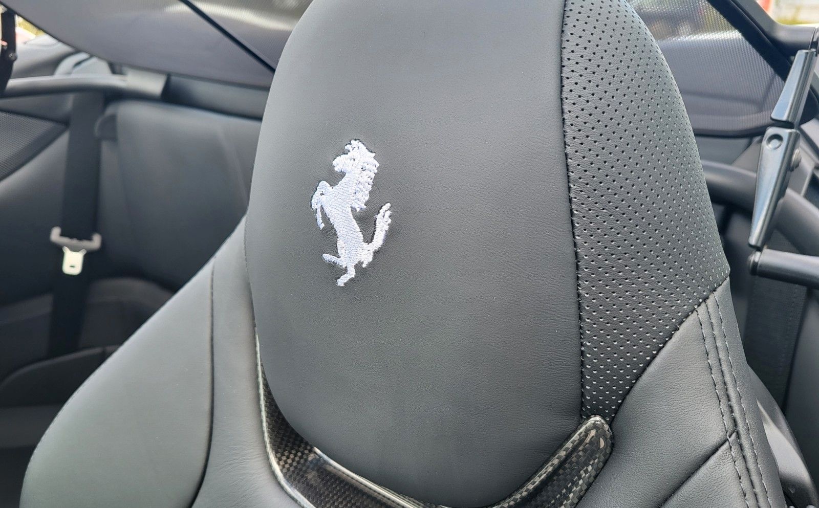 Ferrari Portofino 3.9 T V8 +Carbon+dt. Fzg+Service 2026 foto 13