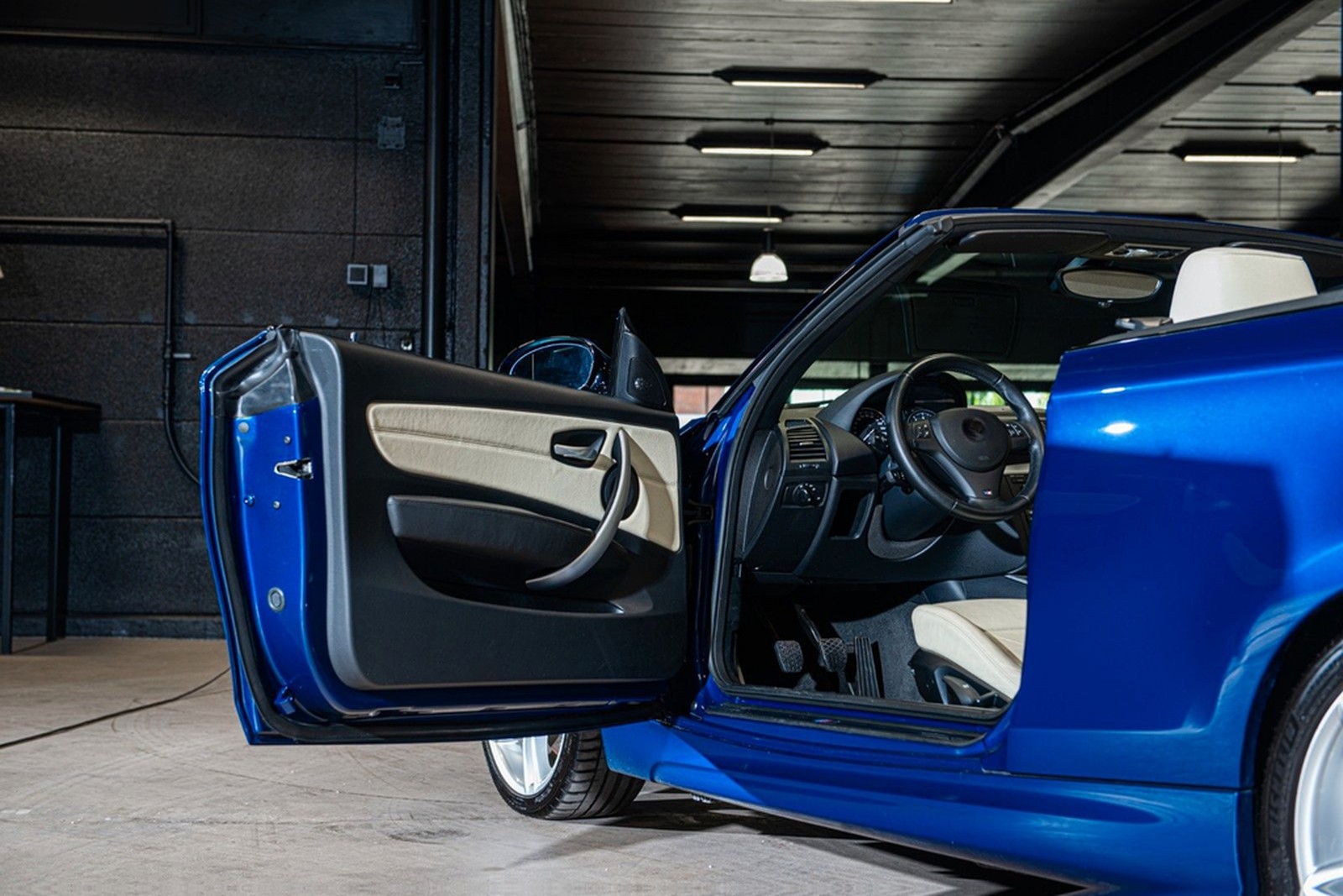 BMW 135 i Convertible foto 10