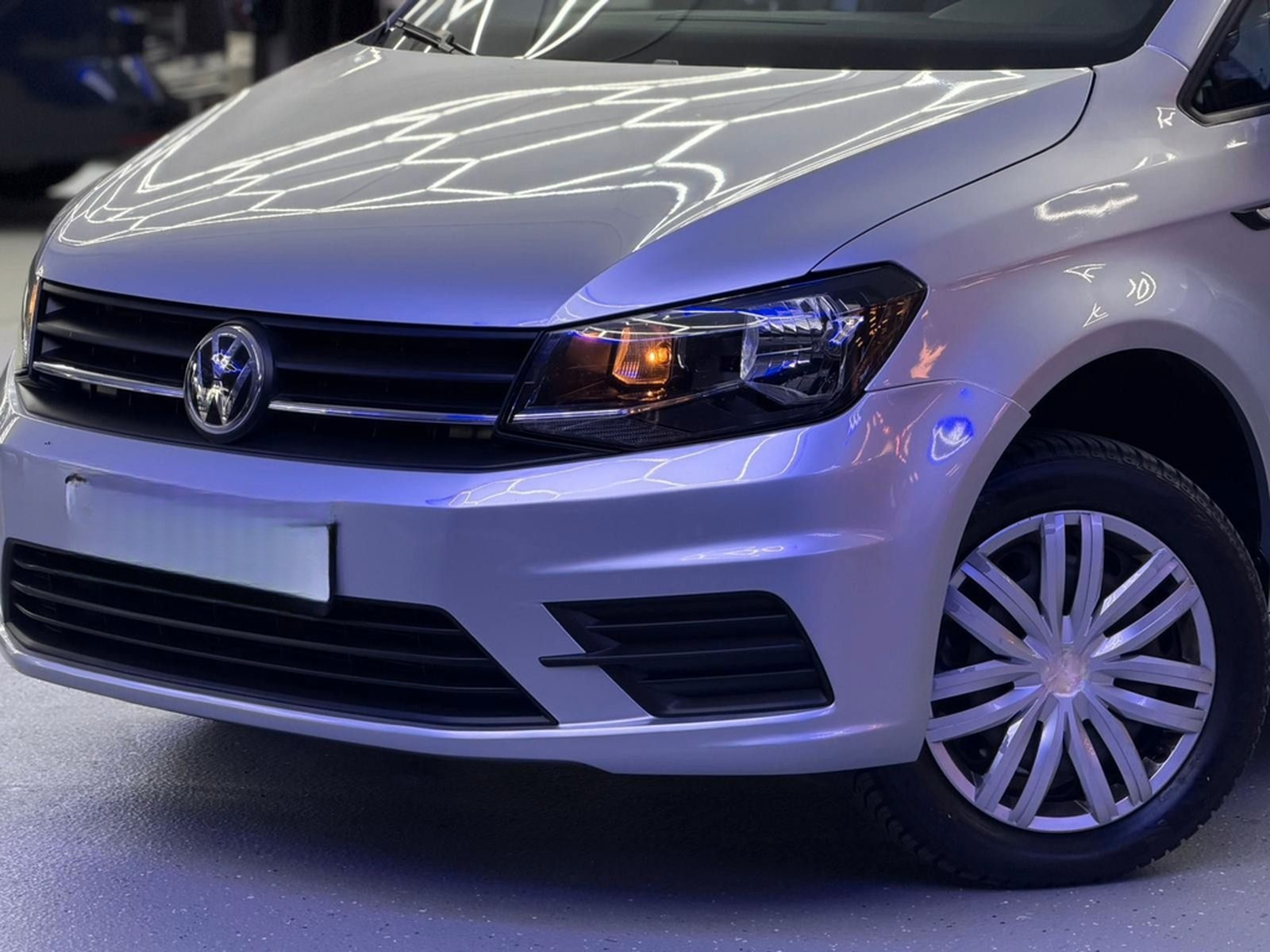 Volkswagen Caddy-DSG-Maxi-Behindertengerecht-Rampe- foto 3