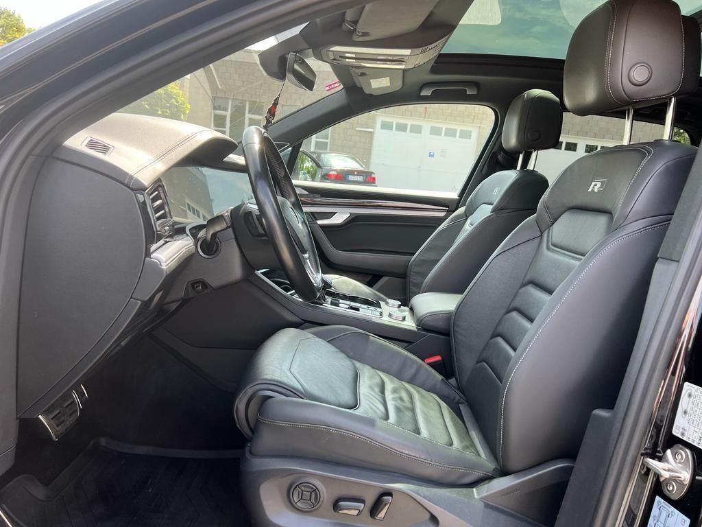 Volkswagen Touareg R-Line 4Motion foto 11