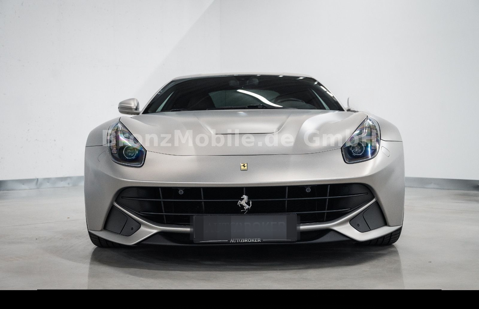 Ferrari F12 berlinetta LIFT Sonderfarbe 12M FerrariPower foto 2